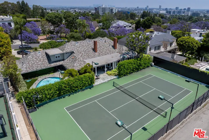 717 N Alta Drive, Beverly Hills, California 90210
