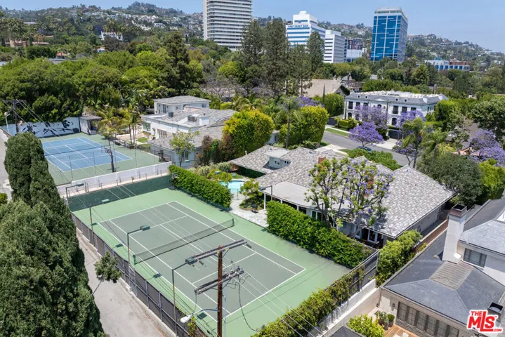 717 N Alta Drive, Beverly Hills, California 90210