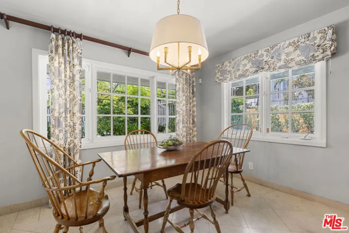 717 N Alta Drive, Beverly Hills, California 90210