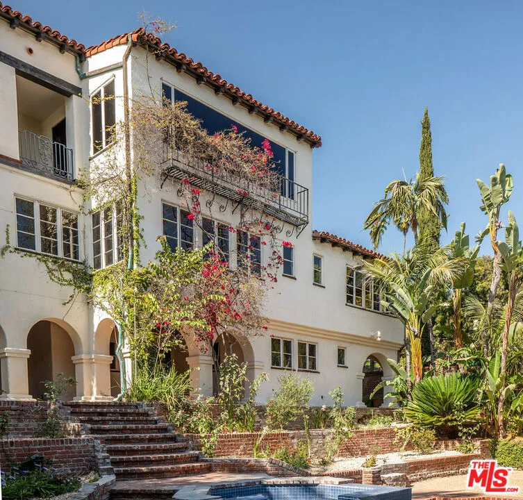 7464 Hillside Avenue, Los Angeles, California 90046 home-pic-21