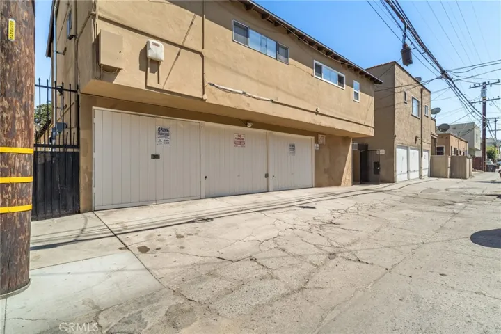 841 Cherry Avenue, Long Beach, California 90813