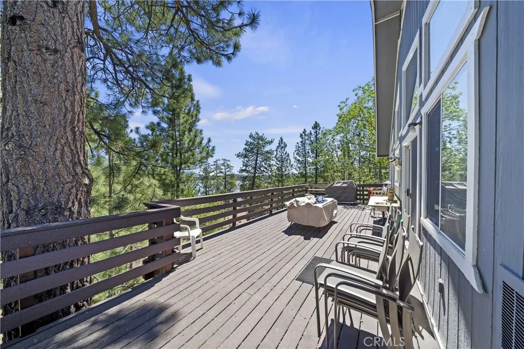 Deck from greatroom