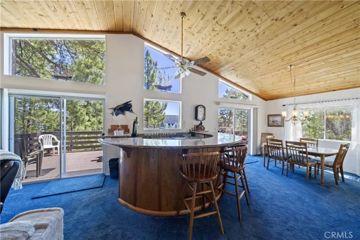 lakeview Bar in greatroom