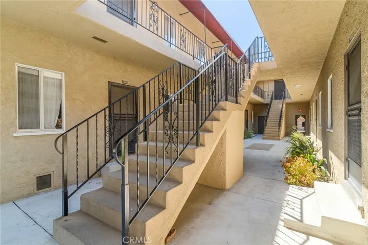 905 915 Cherry Avenue, Long Beach, California 90813