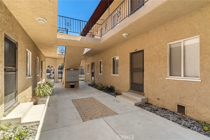 905 915 Cherry Avenue, Long Beach, California 90813