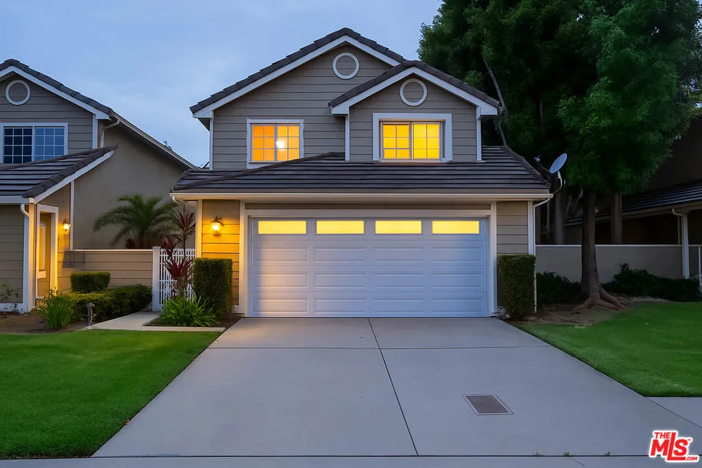 3616 Kensley Drive, Inglewood, California 90305, 3 Bedrooms Bedrooms, ,3 BathroomsBathrooms,Residential,For Sale,Kensley,25551035