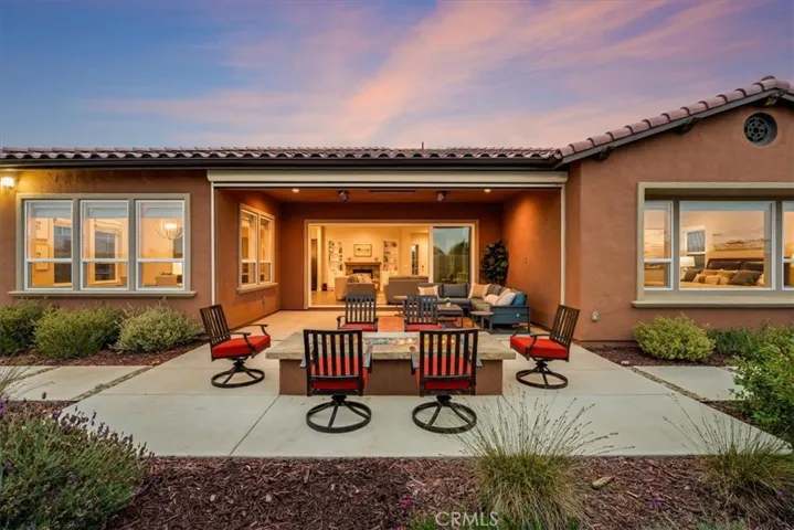 864 Trail View Place, Nipomo, California 93444