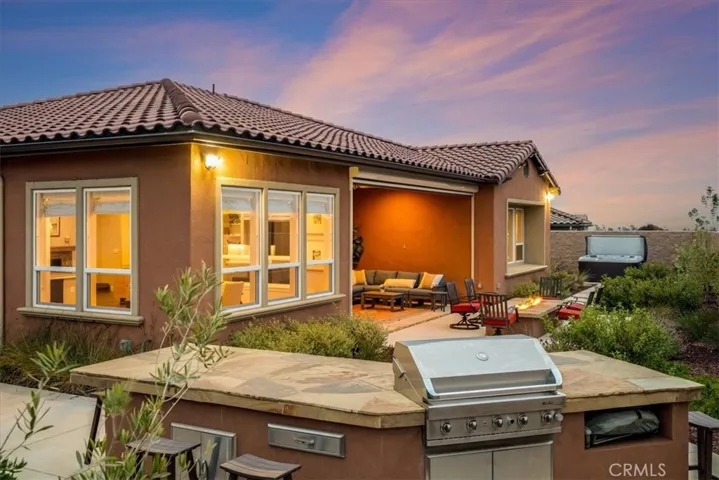 864 Trail View Place, Nipomo, California 93444