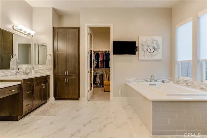 864 Trail View Place, Nipomo, California 93444