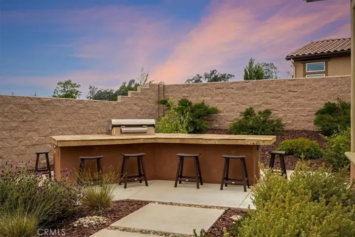 864 Trail View Place, Nipomo, California 93444