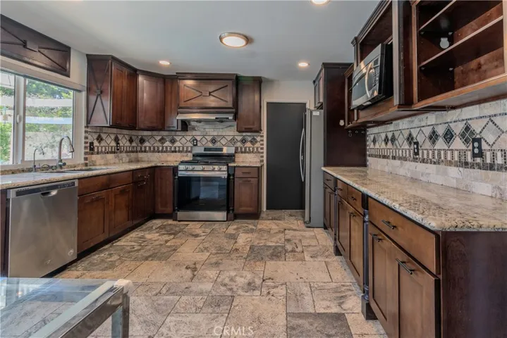 16919 Mount Citadel Street, Fountain Valley, California 92708