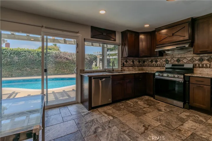 16919 Mount Citadel Street, Fountain Valley, California 92708