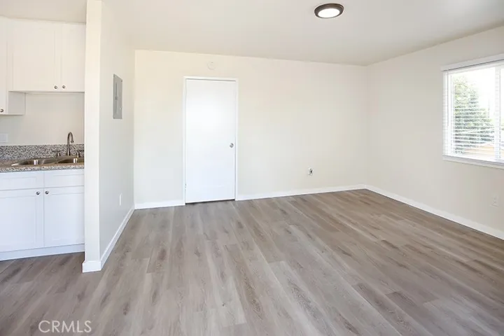 10709 Sherman Place 10711, Sun Valley, California 91352