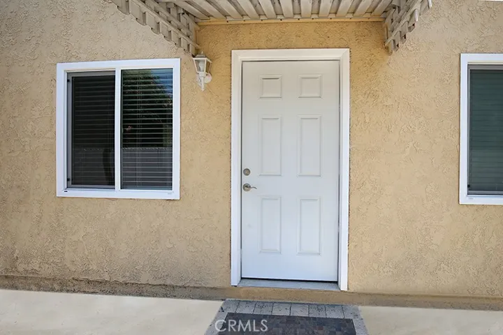 10709 Sherman Place 10711, Sun Valley, California 91352