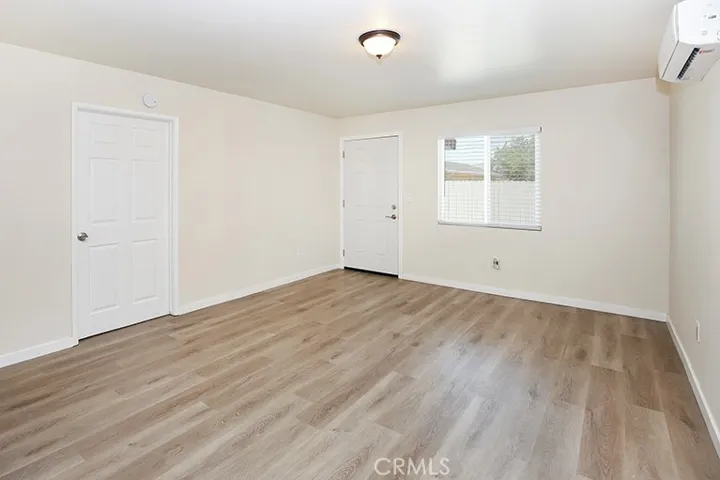 10709 Sherman Place 10711, Sun Valley, California 91352