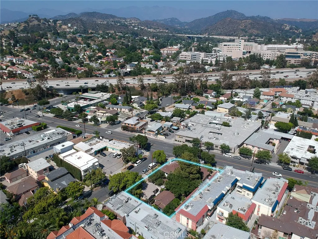 1322 E California Avenue, Glendale, California 91206 home-pic-11