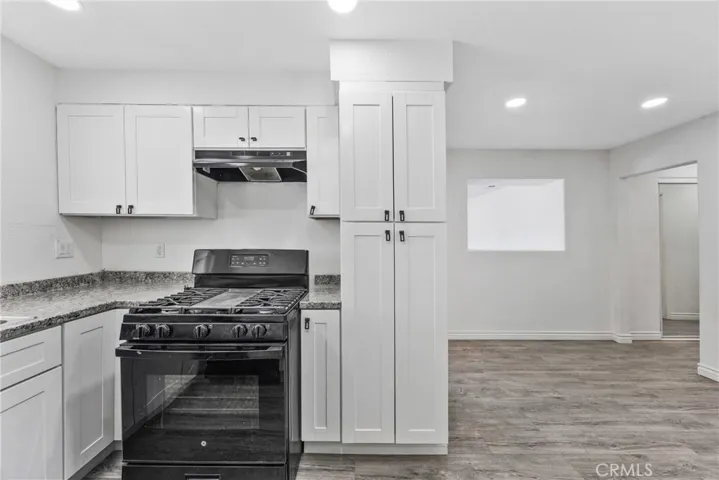 621 E Avenue J, Lancaster, California 93535