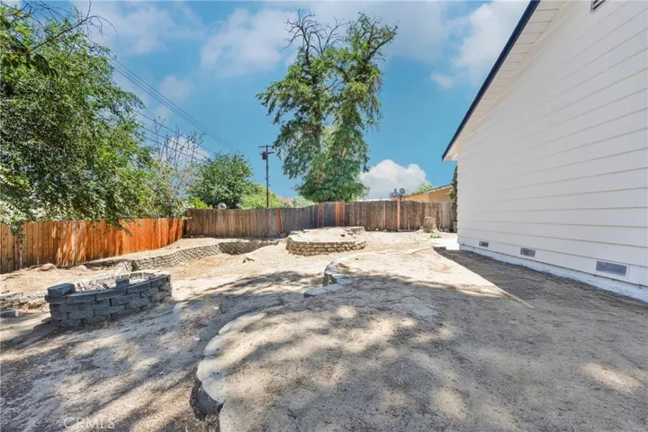621 E Avenue J, Lancaster, California 93535