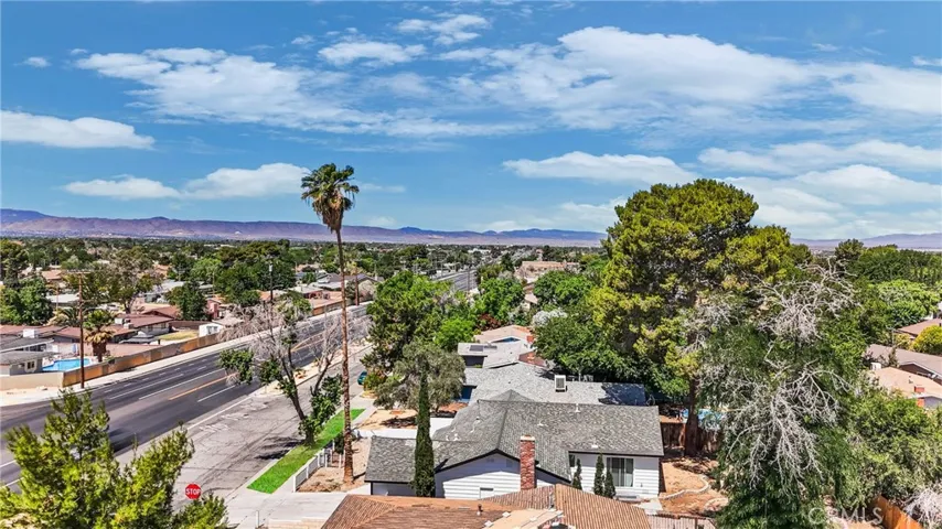 621 E Avenue J, Lancaster, California 93535