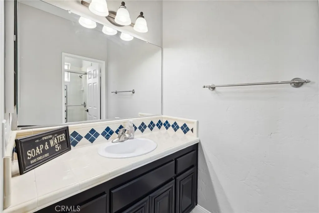 36472 County Line Road, Yucaipa, California 92399 home-pic-38