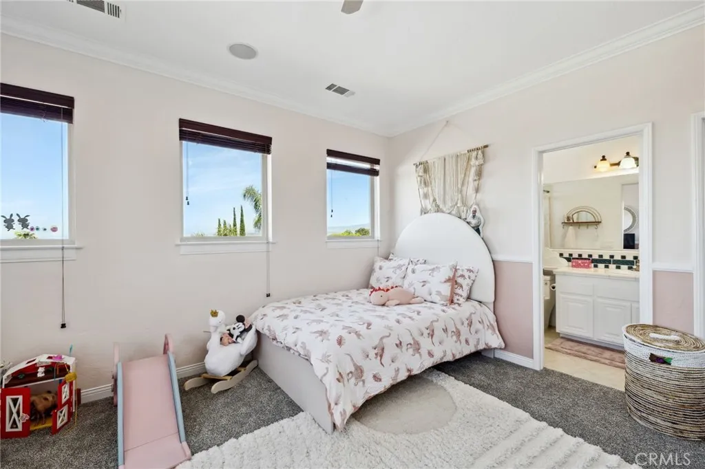 36472 County Line Road, Yucaipa, California 92399 home-pic-41