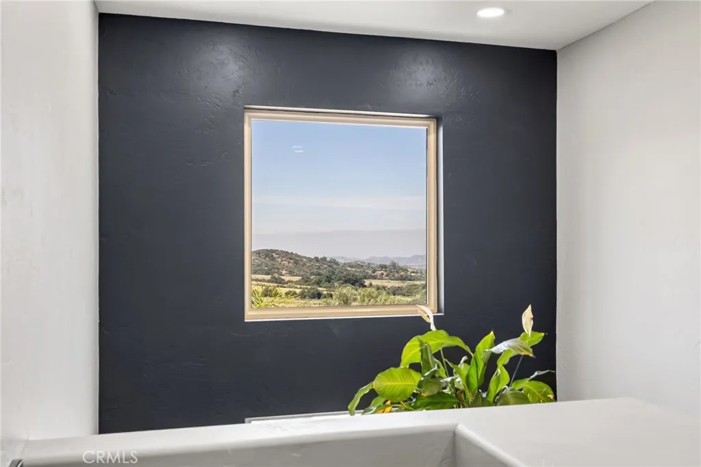 36472 County Line Road, Yucaipa, California 92399 home-pic-35