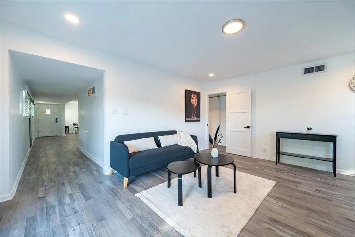 1201 Mar Les Drive, Santa Ana, California 92706