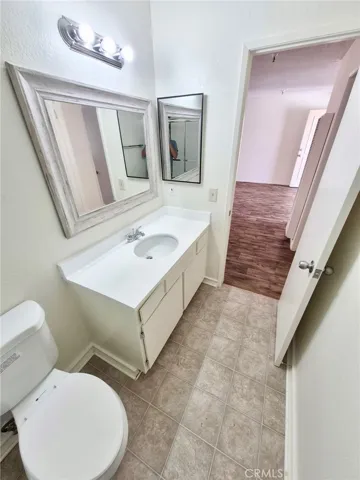 13325 Kornblum Avenue, Hawthorne, California 90250