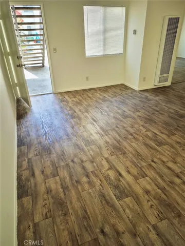13325 Kornblum Avenue, Hawthorne, California 90250