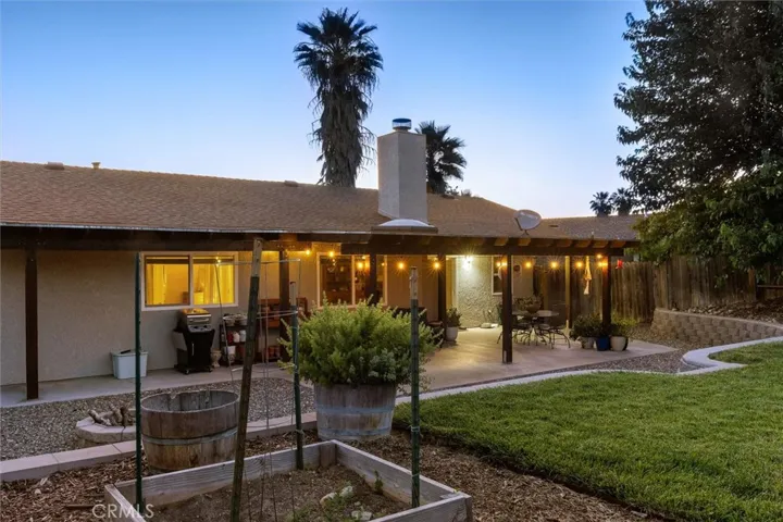 829 Hogan Place, Paso Robles, California 93446