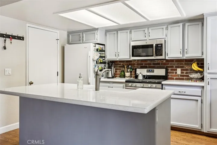 829 Hogan Place, Paso Robles, California 93446