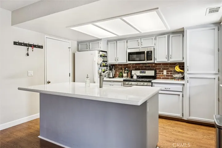 829 Hogan Place, Paso Robles, California 93446