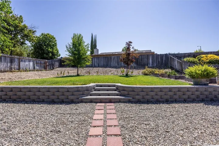 829 Hogan Place, Paso Robles, California 93446