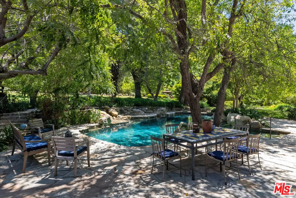 15454 S Mountain Road, Santa Paula, California 93060 home-pic-36