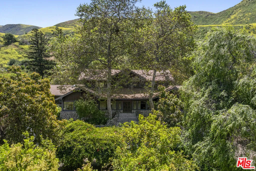 15454 S Mountain Road, Santa Paula, California 93060 home-pic-0