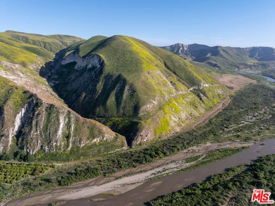 15454 S Mountain Road, Santa Paula, California 93060 home-pic-64