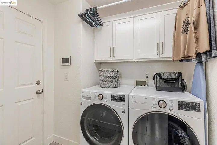 8215 Red Elk Dr, Elk Grove, California 95758