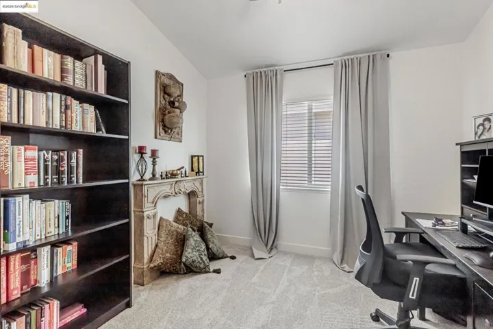 8215 Red Elk Dr, Elk Grove, California 95758