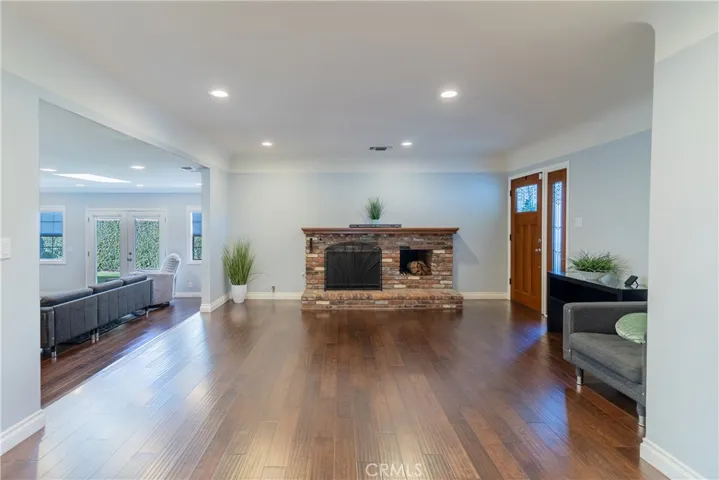 9245 Orizaba Avenue, Downey, California 90240