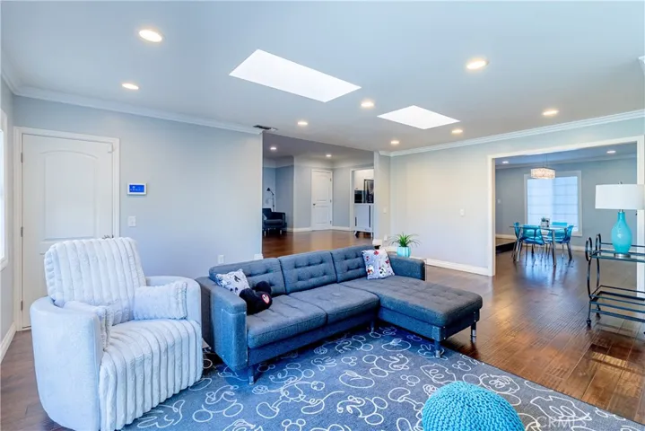 9245 Orizaba Avenue, Downey, California 90240
