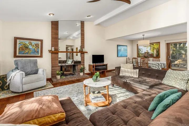 157 Beechtree Drive, Encinitas, California 92024