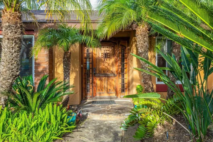 157 Beechtree Drive, Encinitas, California 92024