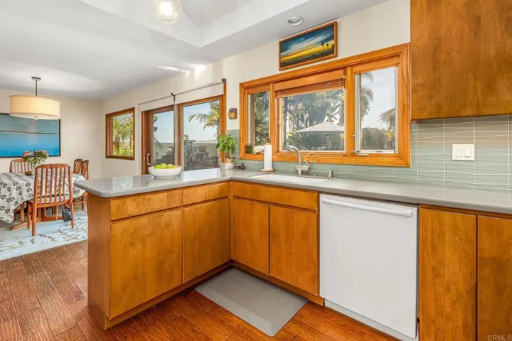 157 Beechtree Drive, Encinitas, California 92024