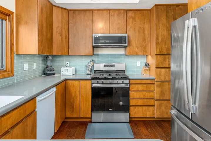 157 Beechtree Drive, Encinitas, California 92024