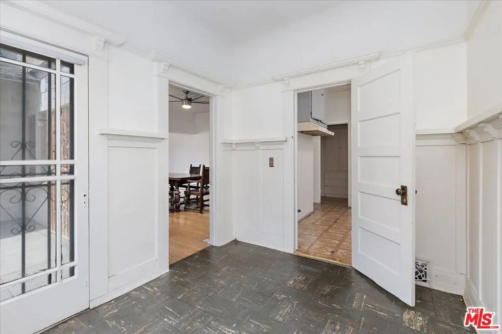 1443 W 48th Street, Los Angeles, California 90062 home-pic-17