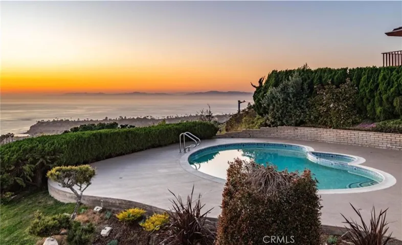 7183 Avenida Altisima, Rancho Palos Verdes, California 90275