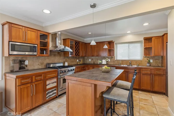 4441 Avocado Avenue, Yorba Linda, California 92886