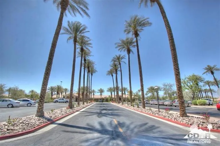 78184 Arbor Glen Road, Palm Desert, California 92211 home-pic-21