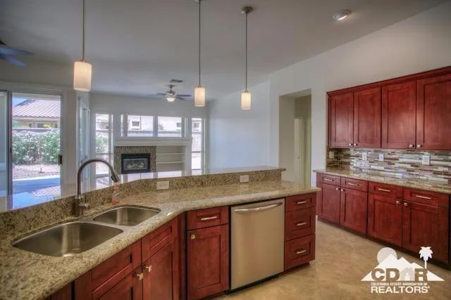 78184 Arbor Glen Road, Palm Desert, California 92211 home-pic-2