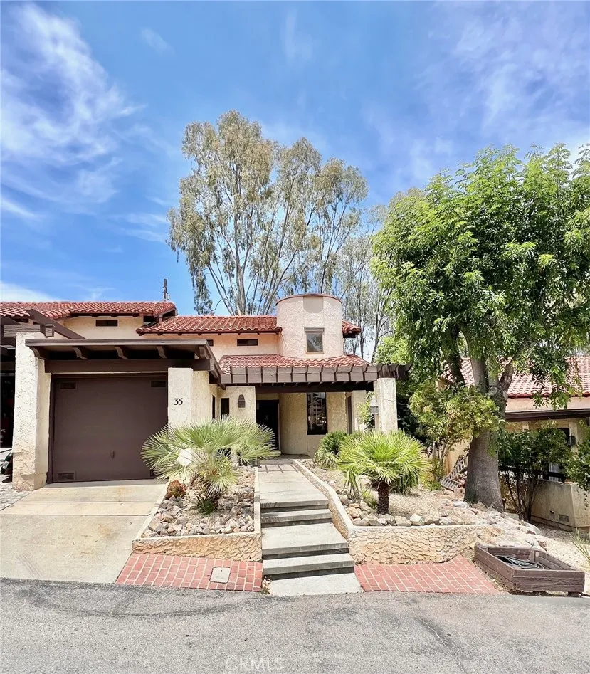 35 Cabrillo Drive, Avalon, California 90704 home-pic-0